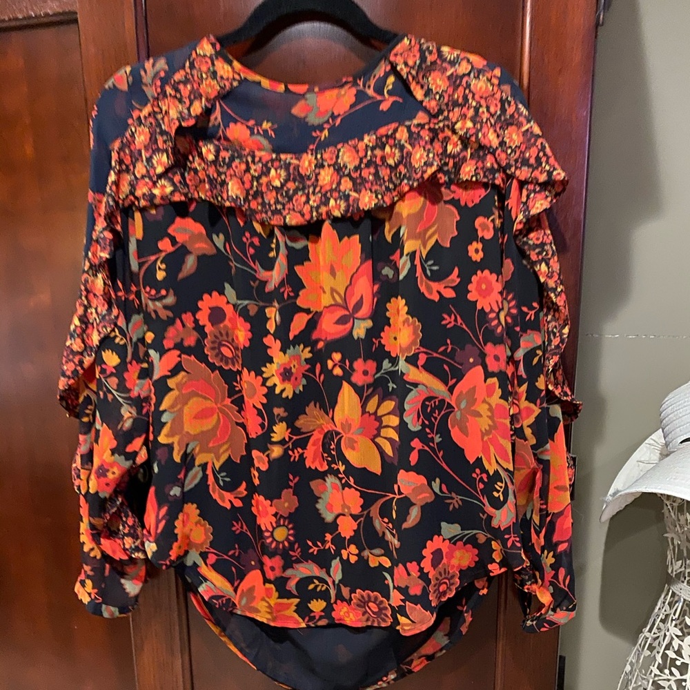 Ann Taylor flowered top